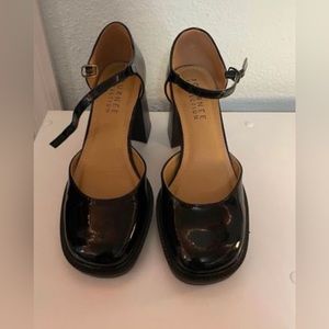 Brand new Journey Collection wedges, color black and size 8